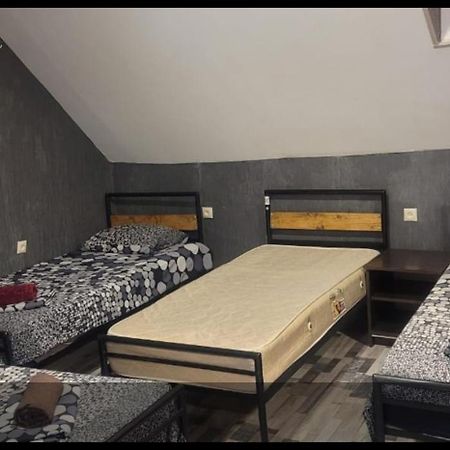 Kiev Hostel Tbilissi Extérieur photo