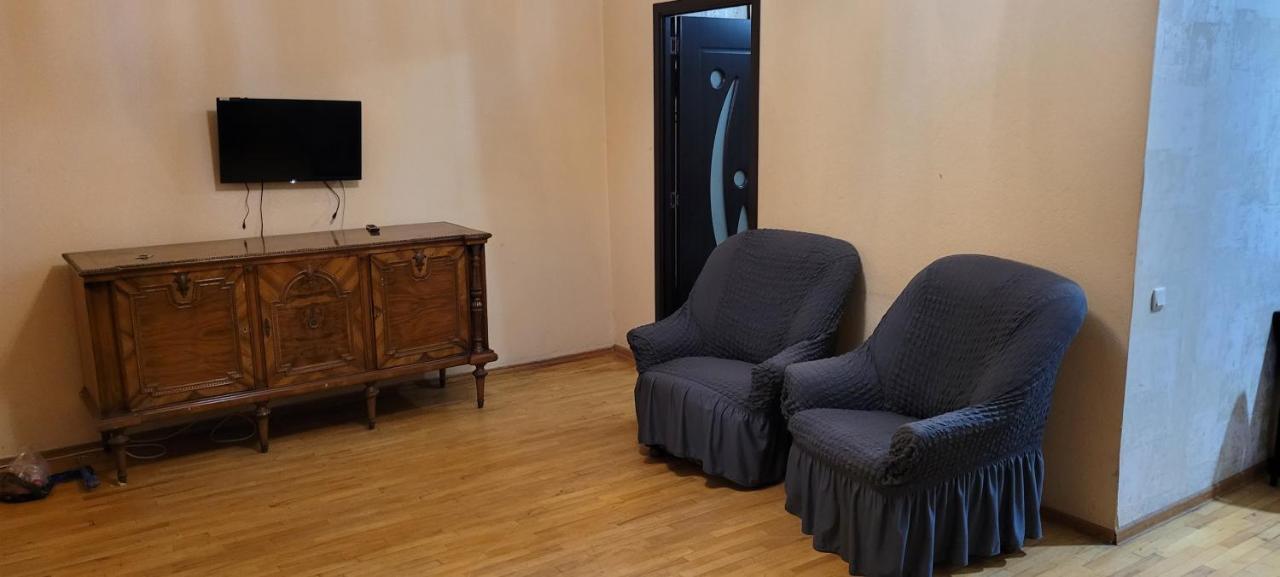 Kiev Hostel Tbilissi Extérieur photo