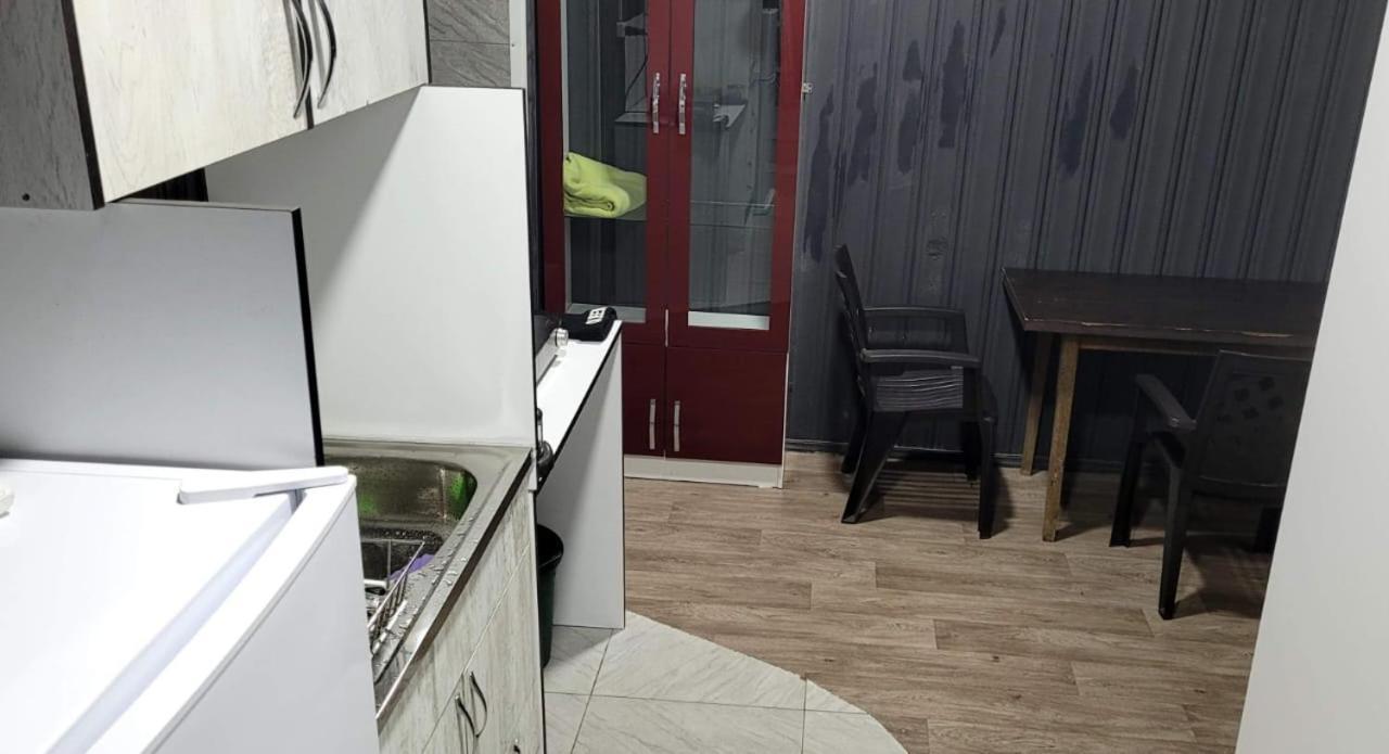 Kiev Hostel Tbilissi Extérieur photo