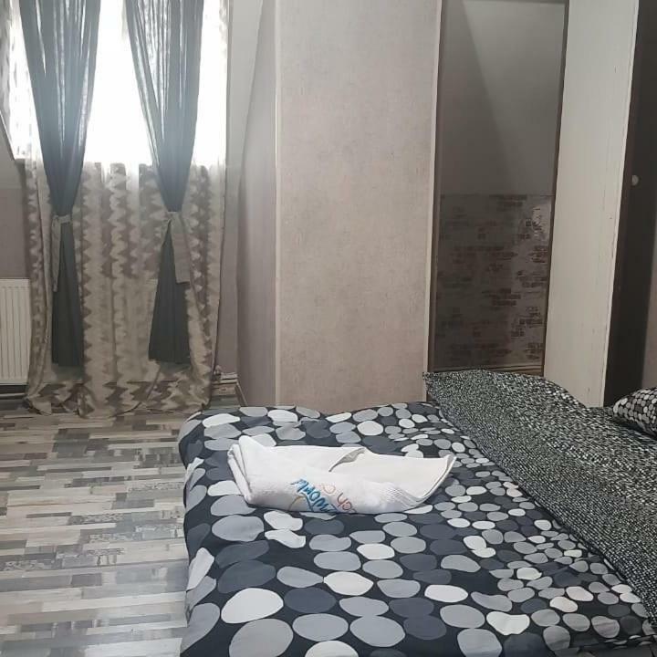 Kiev Hostel Tbilissi Extérieur photo